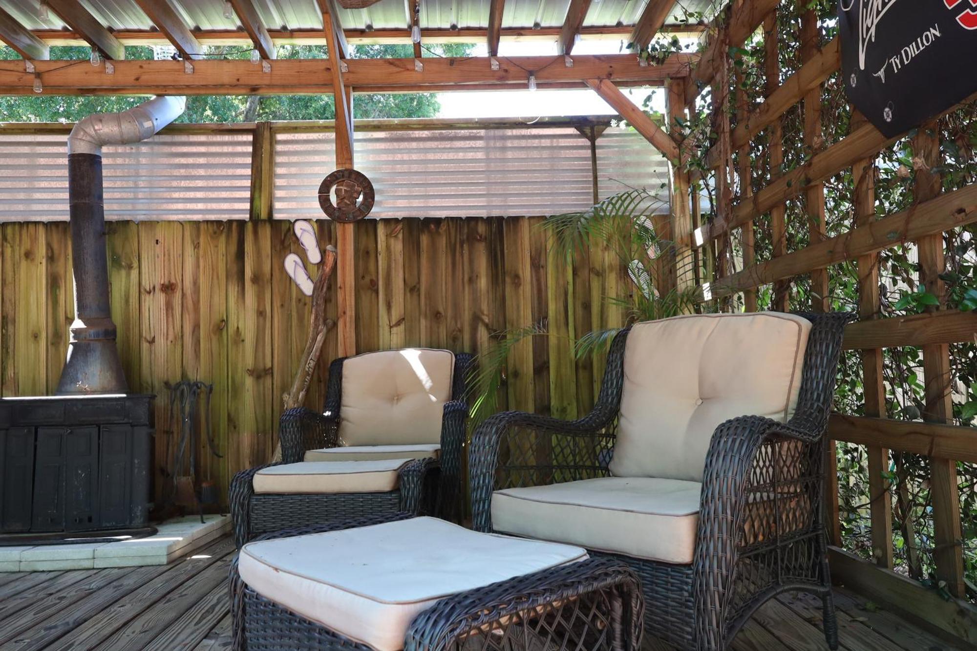 3 Bedrooms And Your Own Private Tiki Courtyard Homosassa Exterior photo